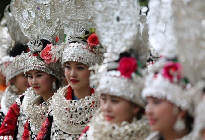 TRƯƠNG GIA GIỚI - PHƯỢNG HOÀNG CỔ TRẤN - MIÊU TRẠI (V)